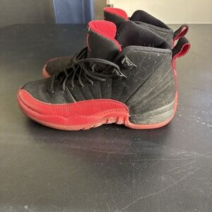 2009 Air Jordan 12 Retro "Flu Game" Size 4y OG ALL- BEST CONDITION